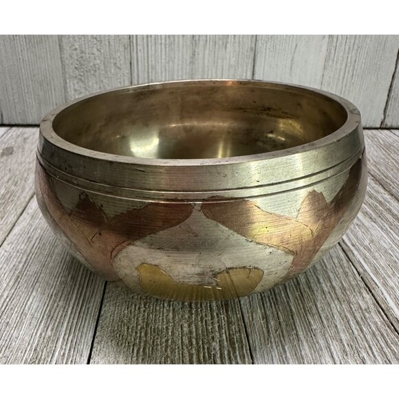 Vtg Nepal Tibetan Singing Bowl Only 4" Diameter 2.5" Tall Meditation Healing - Picture 3 of 11